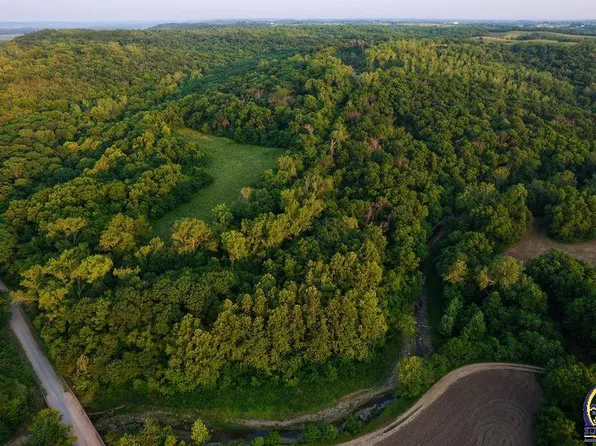 136/ACRE S River Rd, Atchison, KS 66002