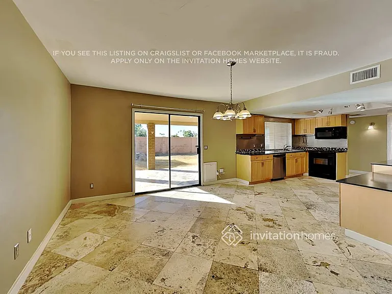1907 E Decatur St — Photo 5