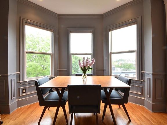 2nd image of 28 Essex St APT 4