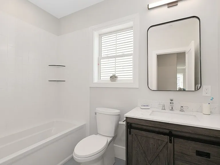 23 Berkshire St #2A — Photo 15