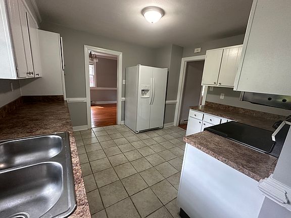 5th image of 215 Antioch Dr