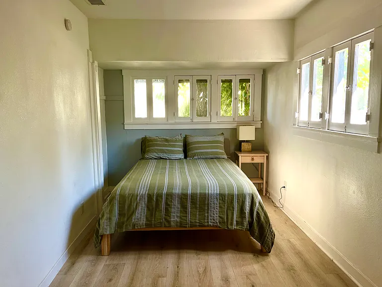 333 Nordina St — Photo 10