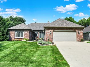 11810 Pebblepointe Pass, Carmel, IN 46033