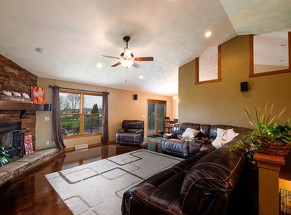 4th image of 5470 Whistling Hawk Dr