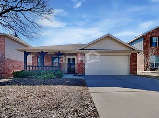 10721 Highland Ridge Rd, Fort Worth, TX 76108