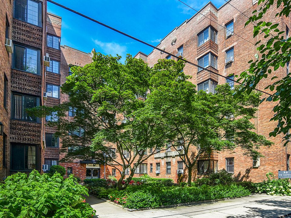 1st image of 35 Parkview Ave APT 1G