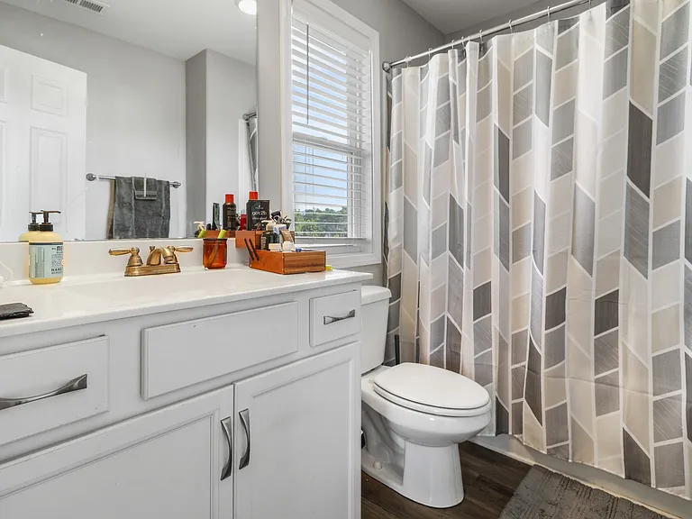 1380 Todd Phillips Ct — Photo 16