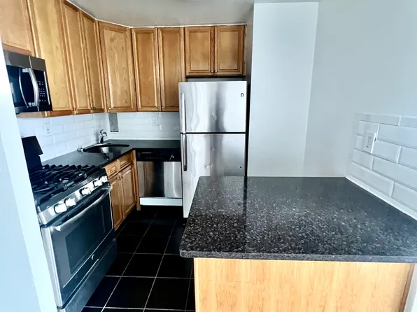 14016 34th Ave, Flushing, NY