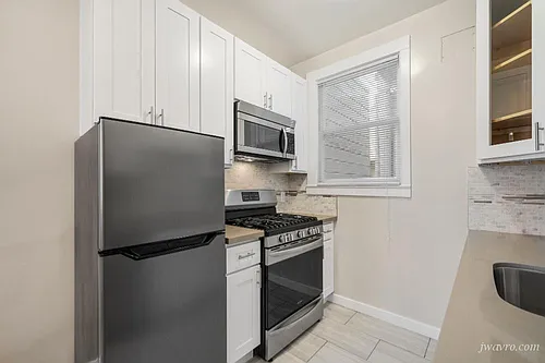 36 Cervantes Blvd #6 Photo 1