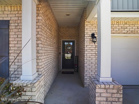 3rd image of 7237 Barley Dr