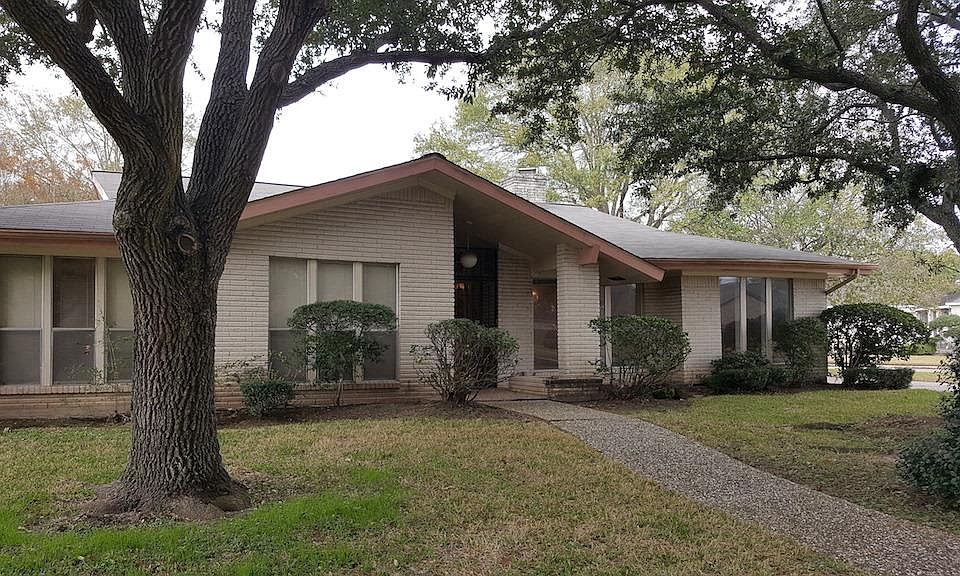 1st image of 7702 Claridge Dr