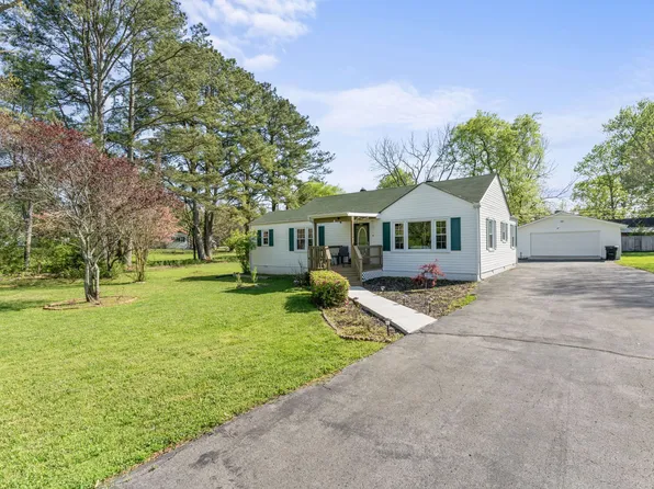 206 Anderson Dr, Tullahoma, TN 37388