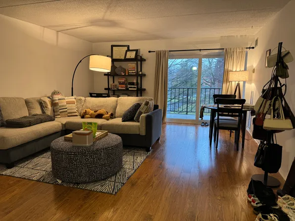 50-56 Broadlawn Park #307, Chestnut Hill, MA 02467