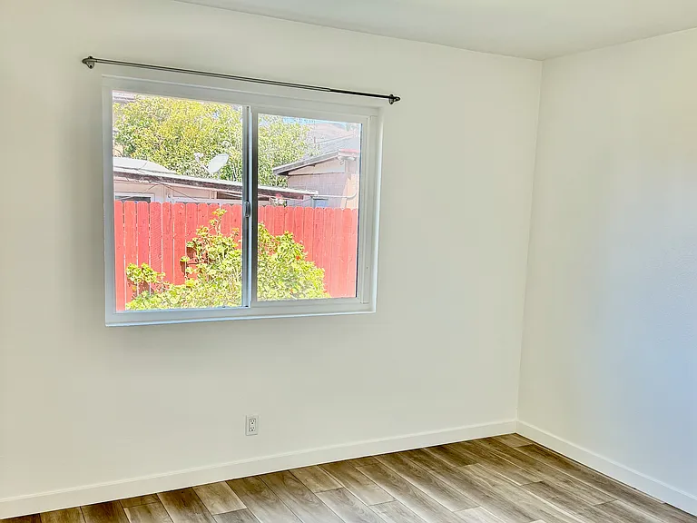 130 E Ramona St #130 — Photo 6