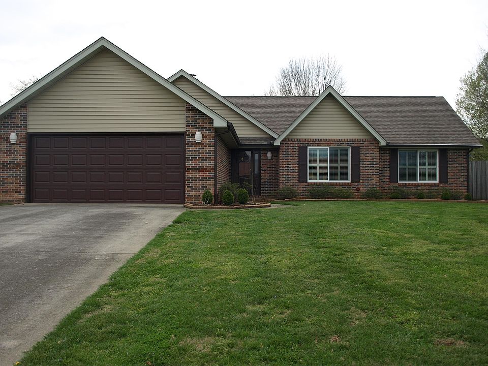 1st image of 1121 Windridge Dr