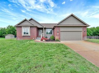 6353 N Bella Rd, Wichita, KS 67204