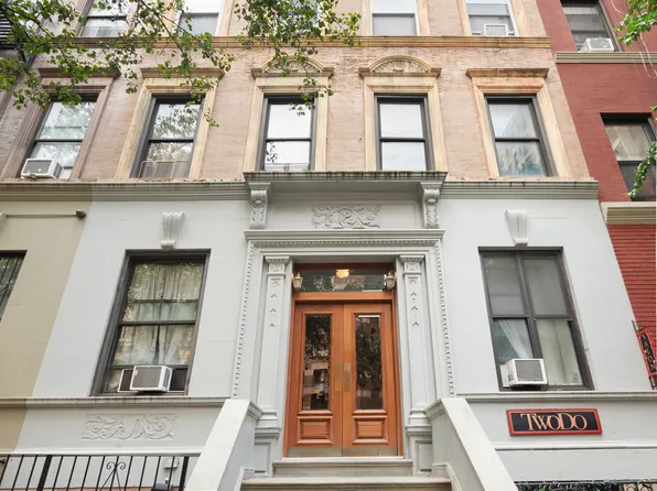 210 West 82nd Street TH image 1 of 14
