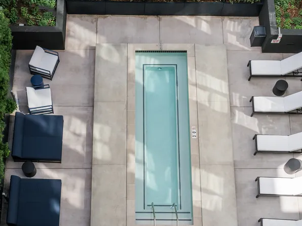 Kara Apartment in Koreatown