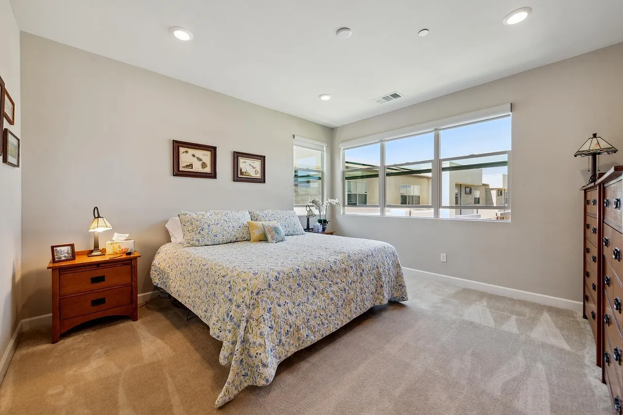 Mint Ter, Chula Vista — Photo 1