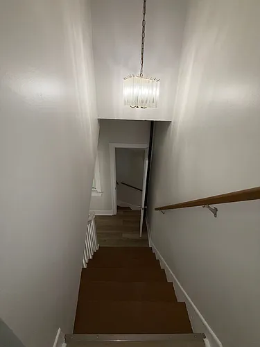 450 Rutherford Ave Photo 1