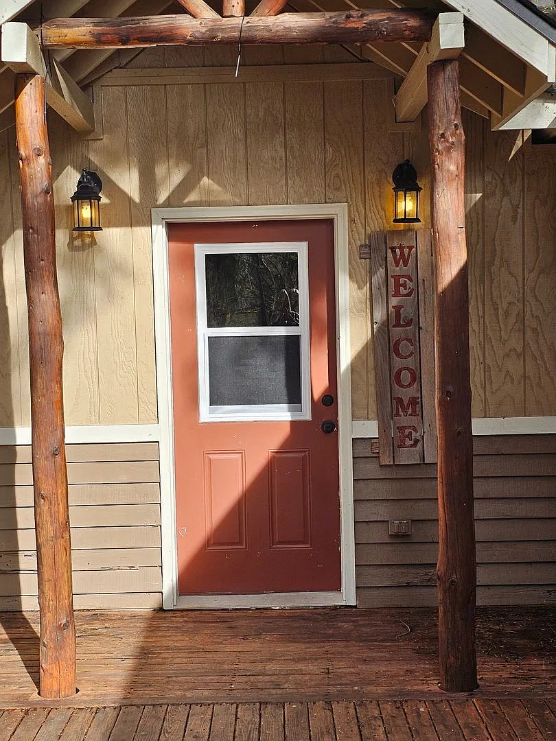Must See 2 BED/1.75 Bath Home Available 10/23/26! — Photo 2