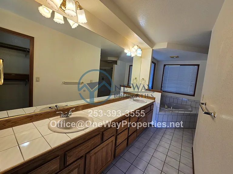 2855 Chambers Bay Dr — Photo 15