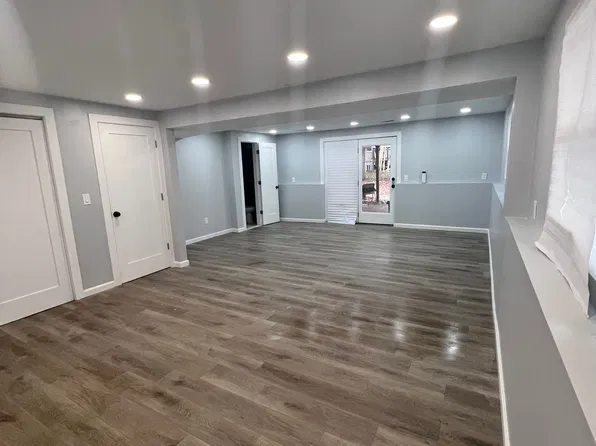 285 Chestnut St, Lakewood, NJ 08701