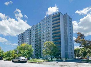 10 Tobermory Dr #405, Toronto, ON M3N 2Y5