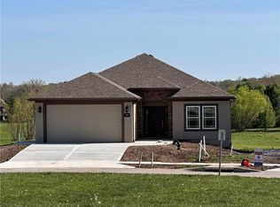 2121 Greenfield Point, Kearney, MO 64060
