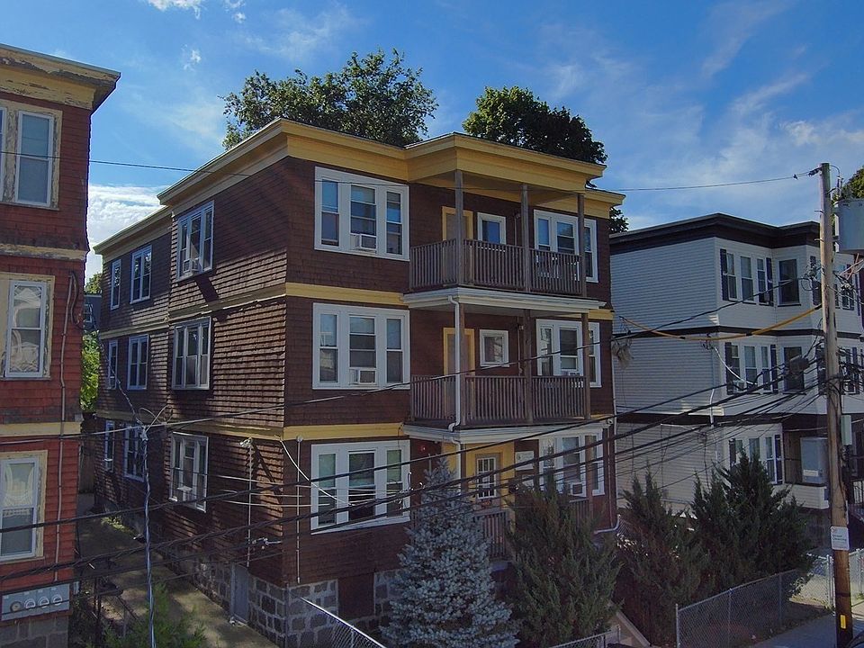 2nd image of 10 Verrill St