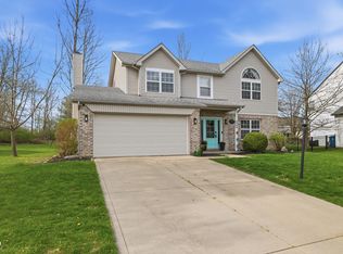 5348 Creekbend Dr, Carmel, IN 46033