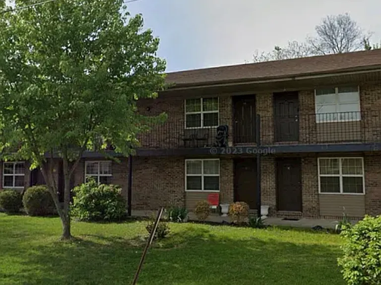 108 Stratton Ave #16 — Photo 1