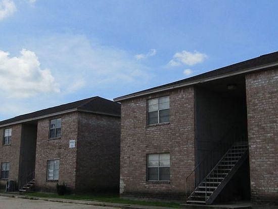 1st image of 4110 Arthur Ln APT 3