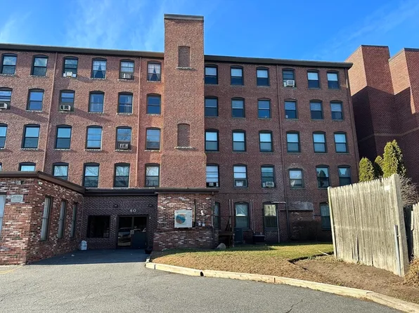 80 Foster St APT 406, Peabody, MA 01960
