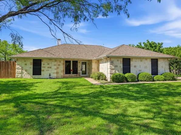 6000 Jackson Rd, Krum, TX 76249