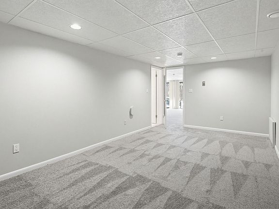 5th image of 4 Chellis Ct