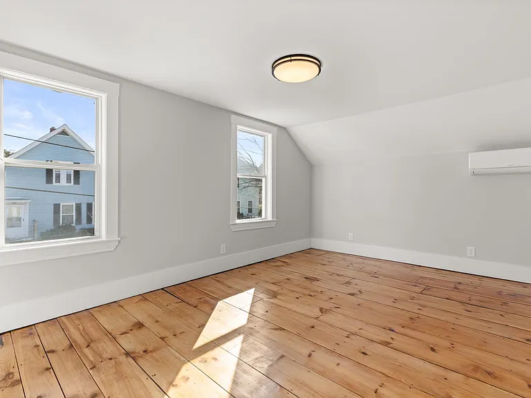 30 Meader St — Photo 18