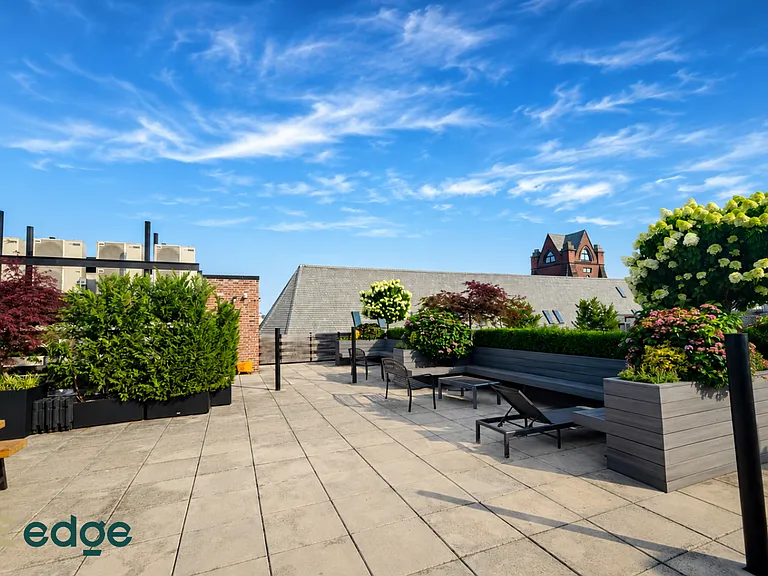 180 N 7th St #313 — Photo 11