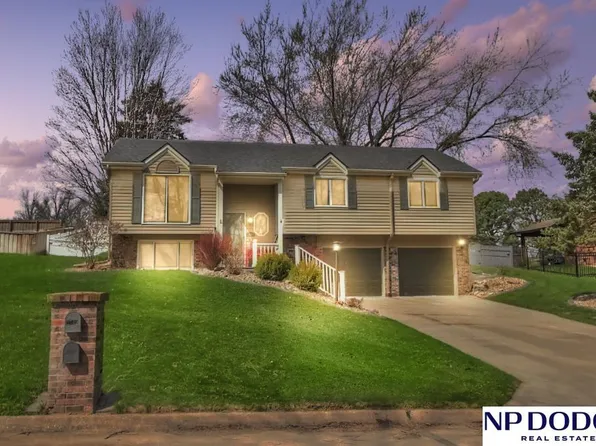 2709 Eagle Dr, Fremont, NE 68025