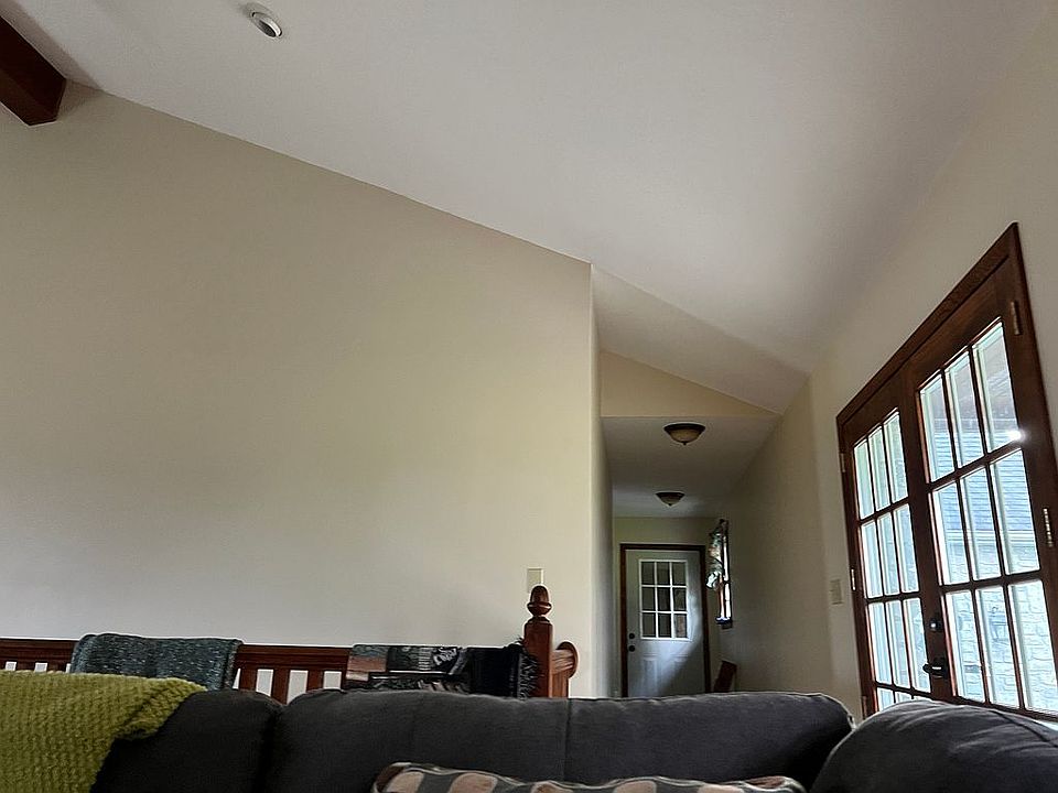 2nd image of 59955 Clagett Rd