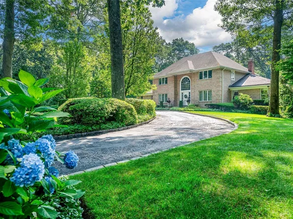 75 Belvedere Drive, Syosset, NY 11791