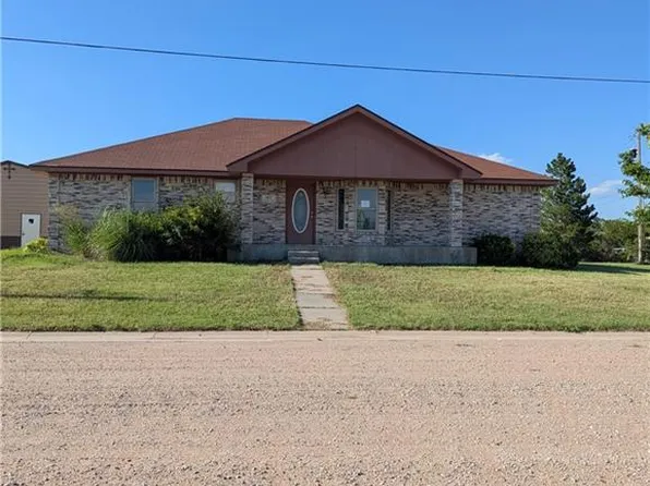 402 E 8th Ave, Fowler, KS 67844