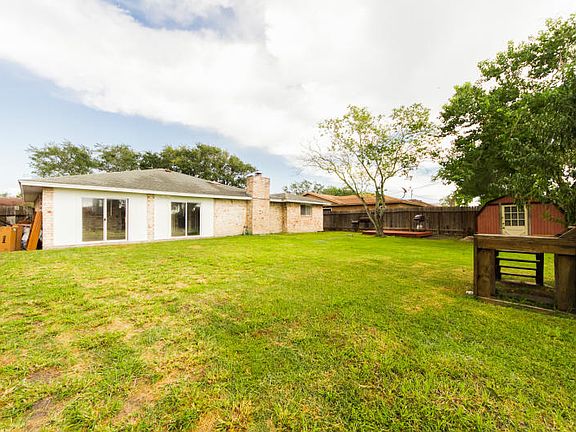 2nd image of 4155 Crenshaw Dr