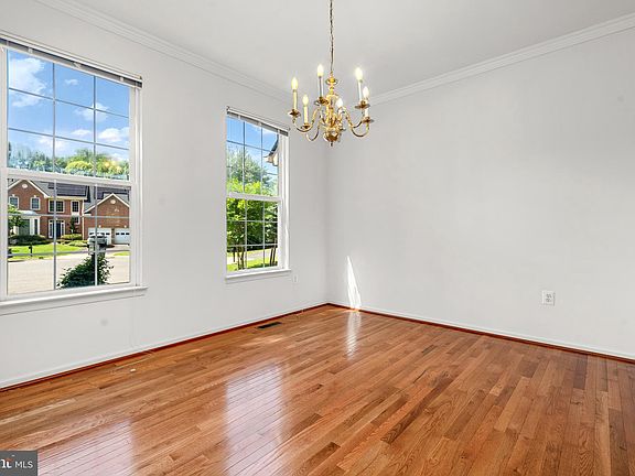 5th image of 13209 Austrian Pine Ct