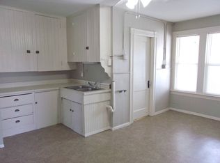 19 Arlington St APT 3W, Manchester, NH 03104