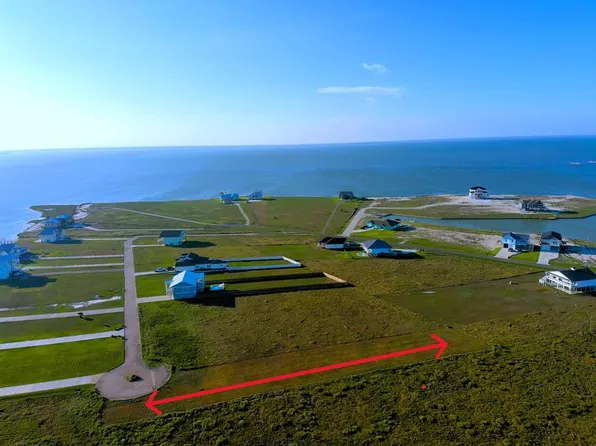 123 Southwind Dr, Rockport, TX 78382