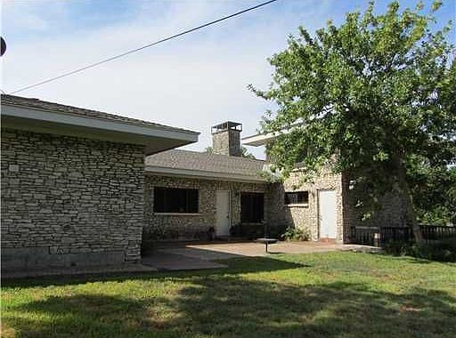 2nd image of 2701 Burton Dr