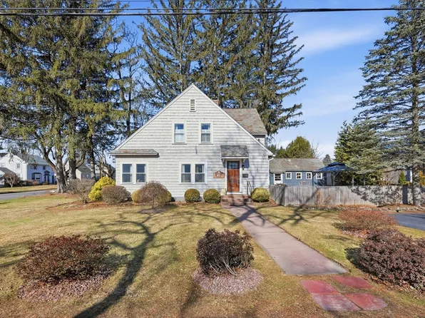 20 Dunnell Rd, Greenfield, MA 01301