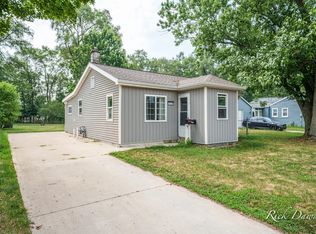 1018 35th St SW, Wyoming, MI 49509