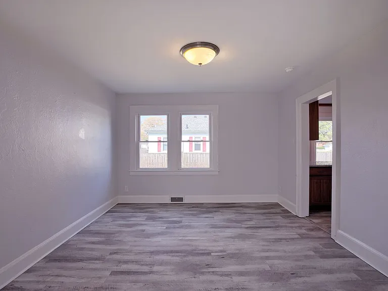 804 City Park Ave #A — Photo 7